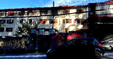 Apartamento 2 quartos, 51m², desocupado, com área de serviço e cozinha