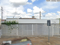 Prédio com 135m² em terreno de 230m²