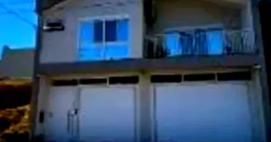 Casa em Leilão com 4 Quartos e 3 Banheiros em Sant'Ana do Livramento/RS