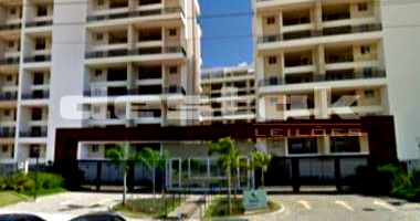 Apto no Cond. Tagua Life Center com suíte e varanda