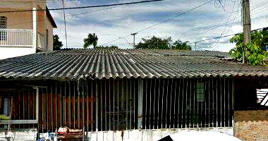 Casa com 4 suítes e área de lazer em Sobradinho/DF
