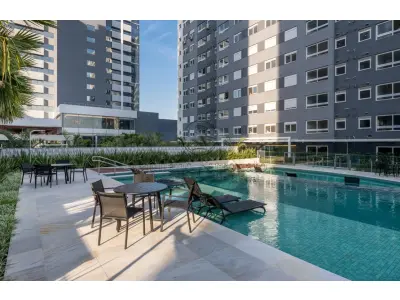 Apartamento em Bairro Nobre de Porto Alegre com Box