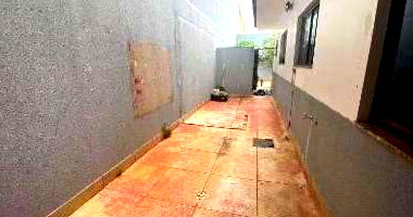Casa ocupada com 311m² construída em terreno de 392m²