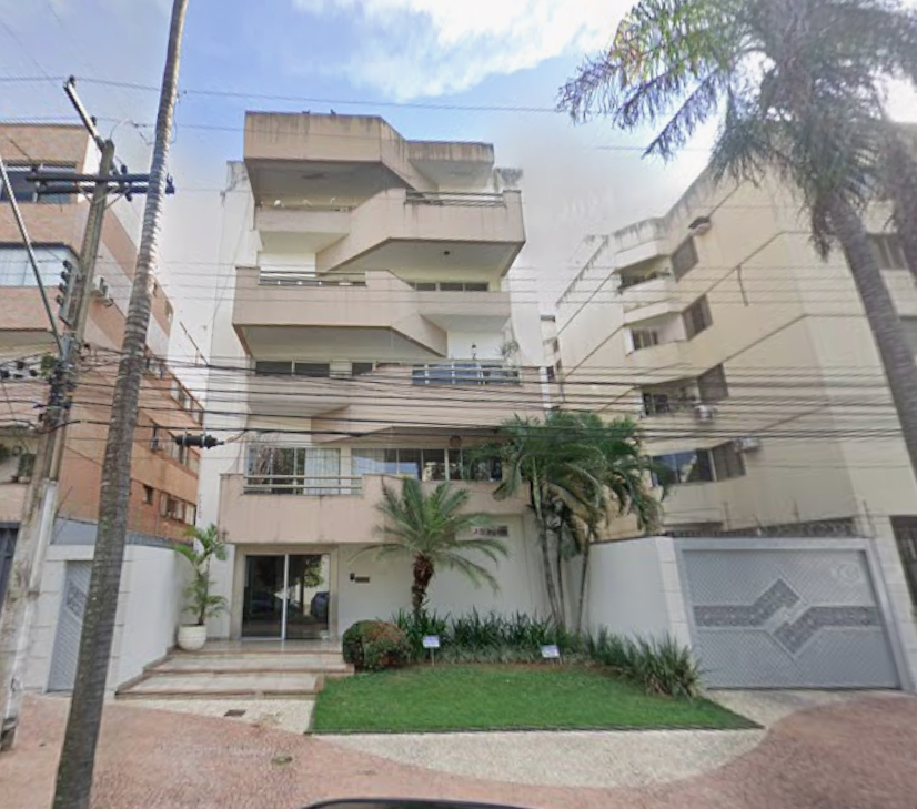 Apartamento Espaçoso com 2 Box de Garagem no Setor Marista