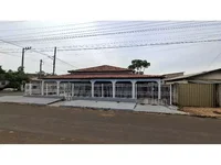 Casa com 304m² construídos, 1 vaga, ocupada