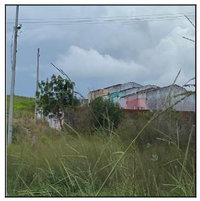 Casa com 2 quartos, banheiro, área de serviço e terraço, 52,8m² construída
