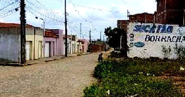 Casa com 2 quartos em Brejo da Madre de Deus/PE