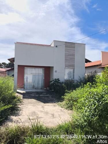 Casa com 1 quarto e 1 banheiro, 58,42 m², terreno de 238,77 m²