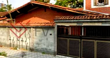 Casa com 3 Dormitórios e 2 Suítes em Praia Grande