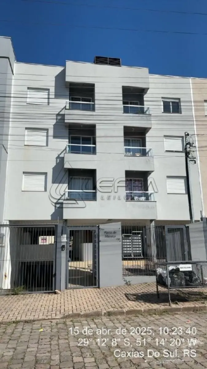 Apartamento com 1 vaga de garagem em Caxias do Sul