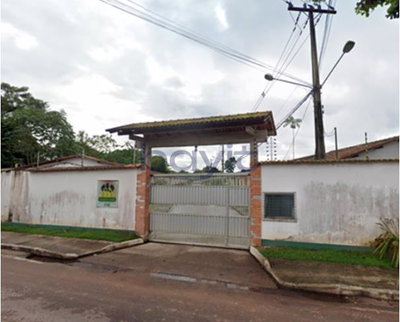 Casa em Condomínio com 2 Quartos e 77m²