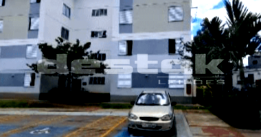 Apartamento com 1 vaga e 43,53m² área útil, desocupado