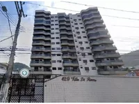 Apartamento com Vaga de Garagem em Leilão
