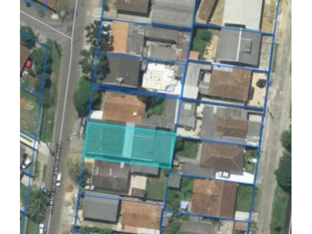 Barracão comercial com 468m² em Uberaba/Curitiba - PR