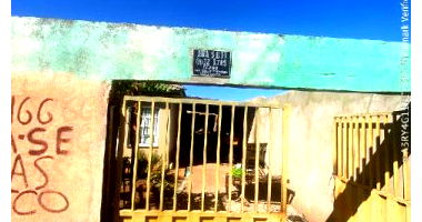 Casa com 2 quartos e 2 vagas em Trindade/GO