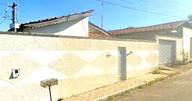 Casa com Terreno de 336m² em Ipameri/GO