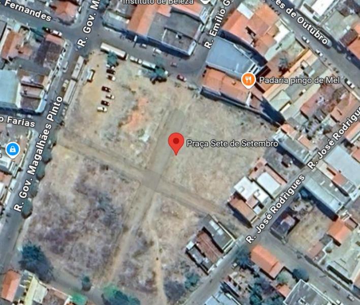 Imóvel Comercial e Residencial com 3 Pavimentos