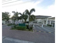 Casa com 3 quartos, 2 banheiros e 2 vagas, área construída 86,54m², imóvel