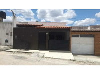 Casa em leilão com 84m², 1 vaga e IPTU R$287,67