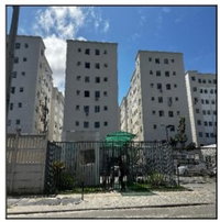 Apartamento com 2 Quartos em Salvador