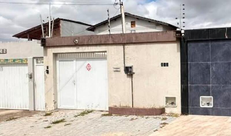Casa com 1 vaga em Caucaia/CE