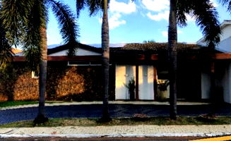 Casa com 4 suítes em Aparecida de Goiânia/GO