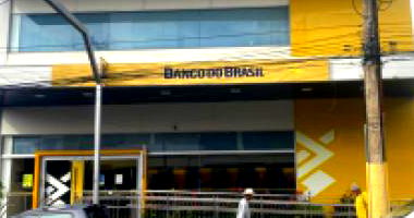 Prédio Comercial com 2 pavimentos em Taquaritinga