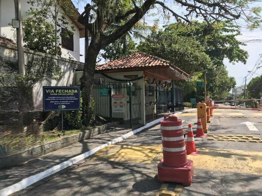 Casa em Condomínio com 4 Quartos e 1 Vaga em Rio de Janeiro/RJ