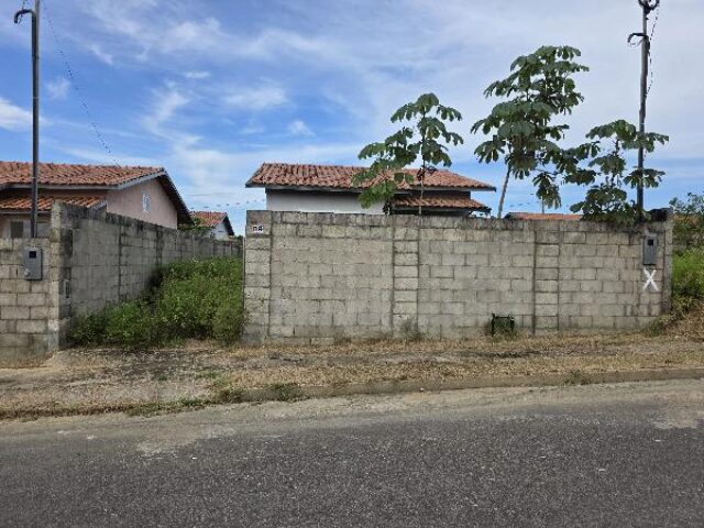 Casa em Iranduba com 52,3m² de área privativa e 2 quartos