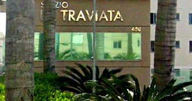 Apartamento com 2 quartos e planejados em Londrina/PR