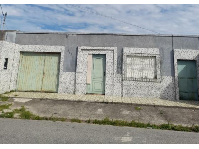 Casa com 29,82m² e Terreno de 200m² em Rio Grande/RS