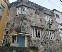 Casa comercial com 42m², ocupada, ideal para investimento