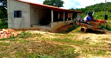 Imóvel Rural com 57,34ha e Casa Sede, Ocupado
