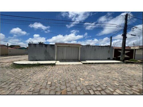 Casa Ocupada no Planalto, Natal/RN com 48m² de Construção
