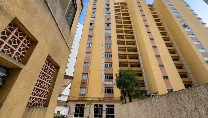 Apartamento com Terraço e Vista para o Mar em Santos