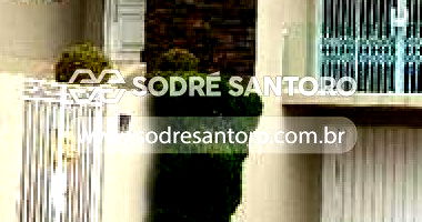 Casa Residencial com 4 Quartos e Piscina em Ponta Grossa