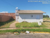Casa com 2 quartos, 1 banheiro e 43,65 m² construída, desocupada