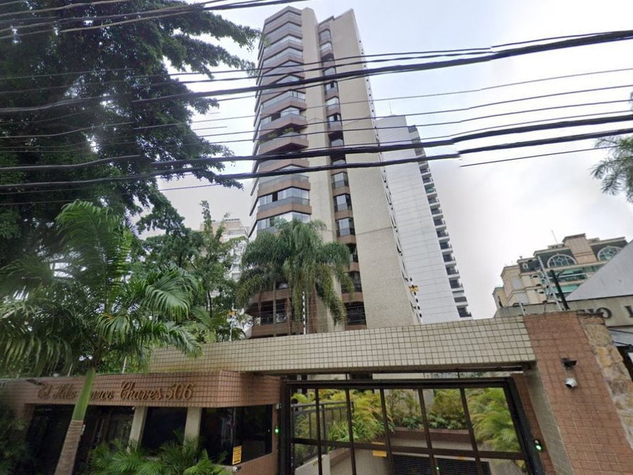 Apartamento Duplex com 592 m² e 8 vagas em Santana
