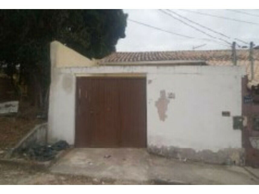 Casa Desocupada no Vale das Esmeraldas IV com 89,34m²