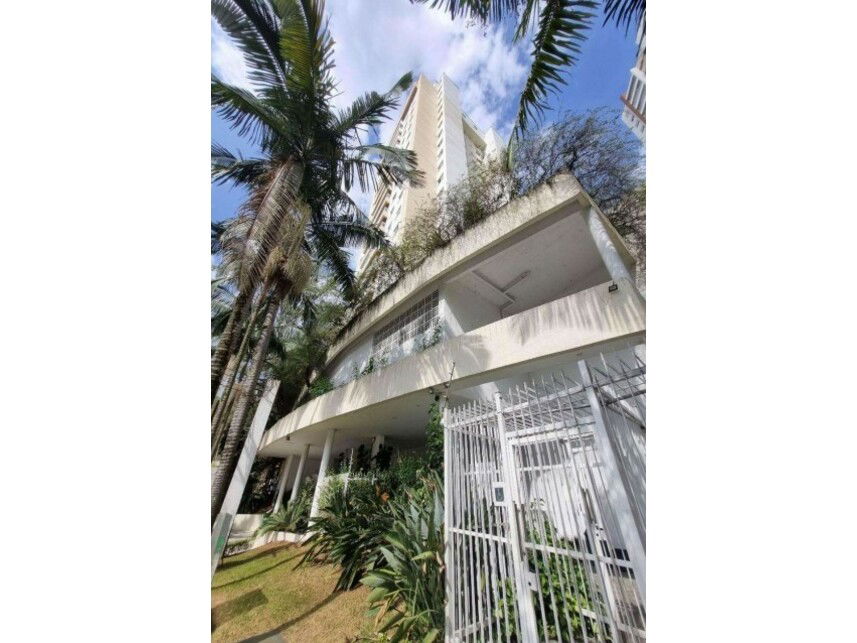 Apartamento 131 com 2 vagas em Vila Andrade - São Paulo