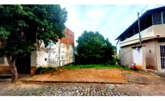 Terreno com 400m² em Manhumirim/MG