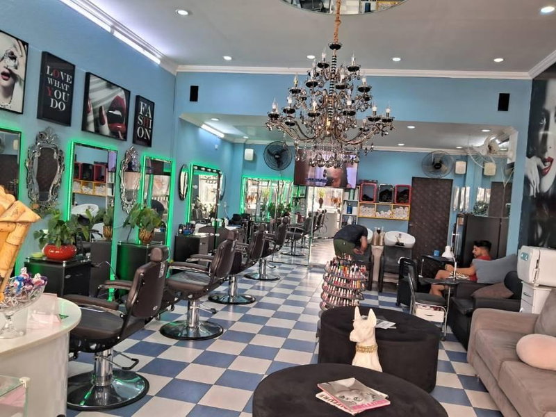 Loja comercial com 2 salas e 1 lavabo, 50,3m², ocupada