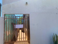 Casa Ocupada com 1 Quarto e 1 Banheiro – 107,48 m²