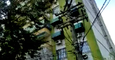 Apartamento com 3 Quartos e 2 Banheiros em Leilão