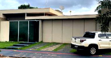 Casa com 3 Quartos e 2 Vagas em Dourados