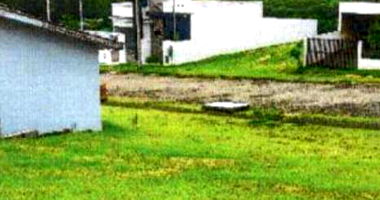 Lote Urbano 204m² Desocupado com ótima localização