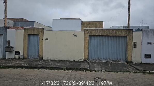 Casa com 2 quartos, 1 banheiro e 60m² de área privativa