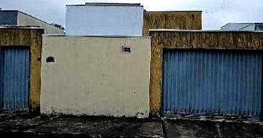 Casa com 2 quartos, 1 banheiro e 60m² de área privativa