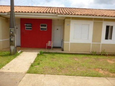 Casa em Condomínio com 2 Quartos