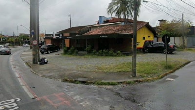 Sala Comercial Ocupada com 80m² em Joinville - 2 Matrículas